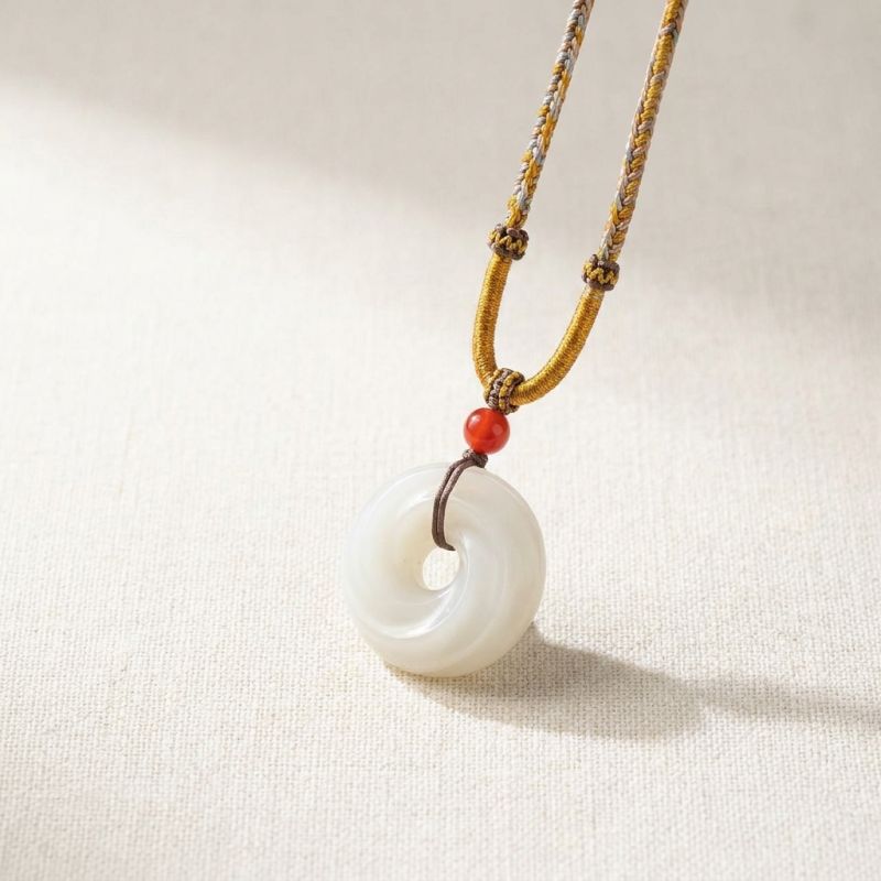 Ubimos Pendant: A Timeless Gift for Your Beloved