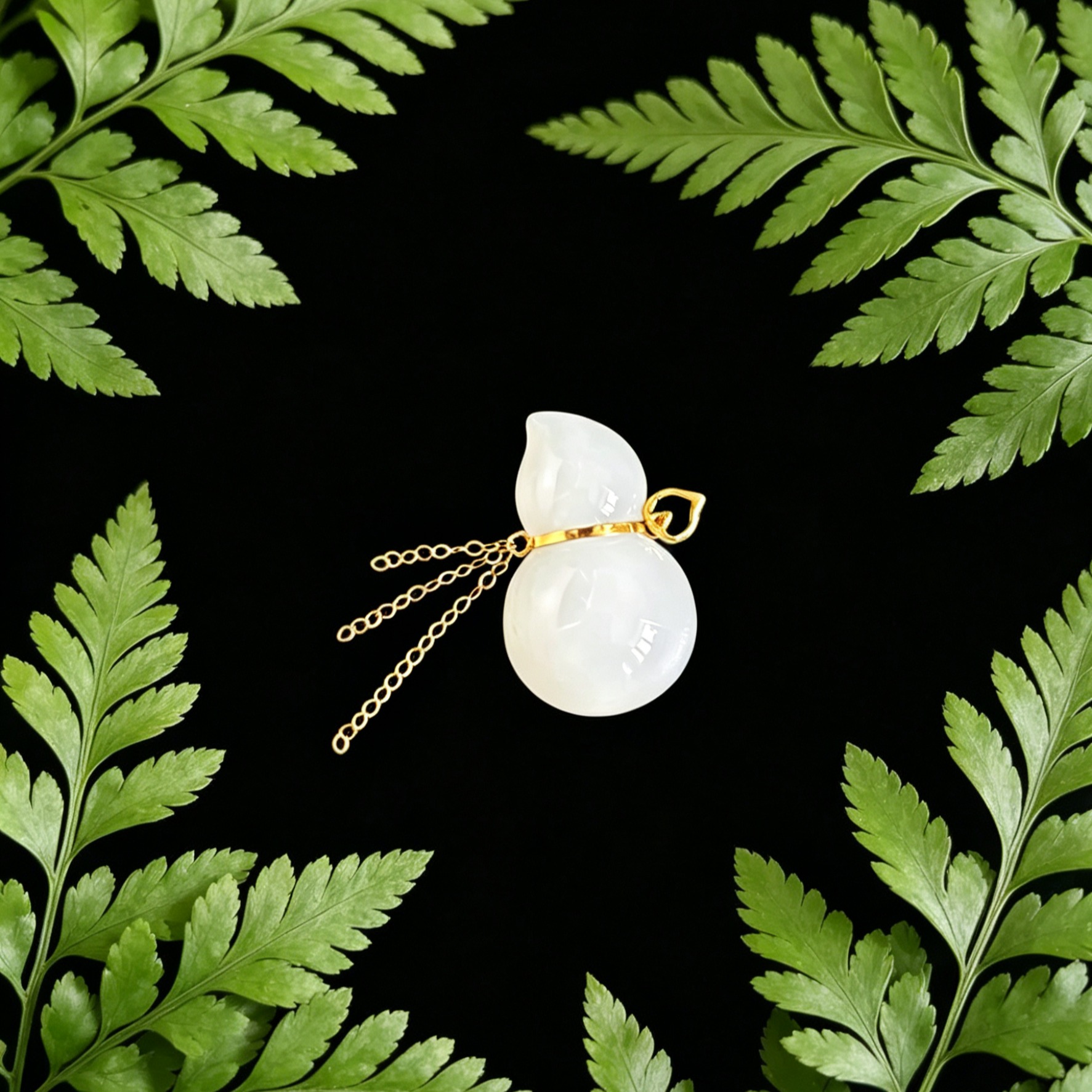 Hetian white jade pendant